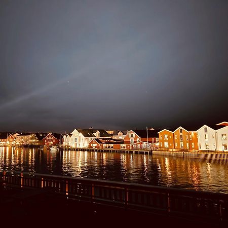 Finnholmen Brygge Henningsvær Exterior foto