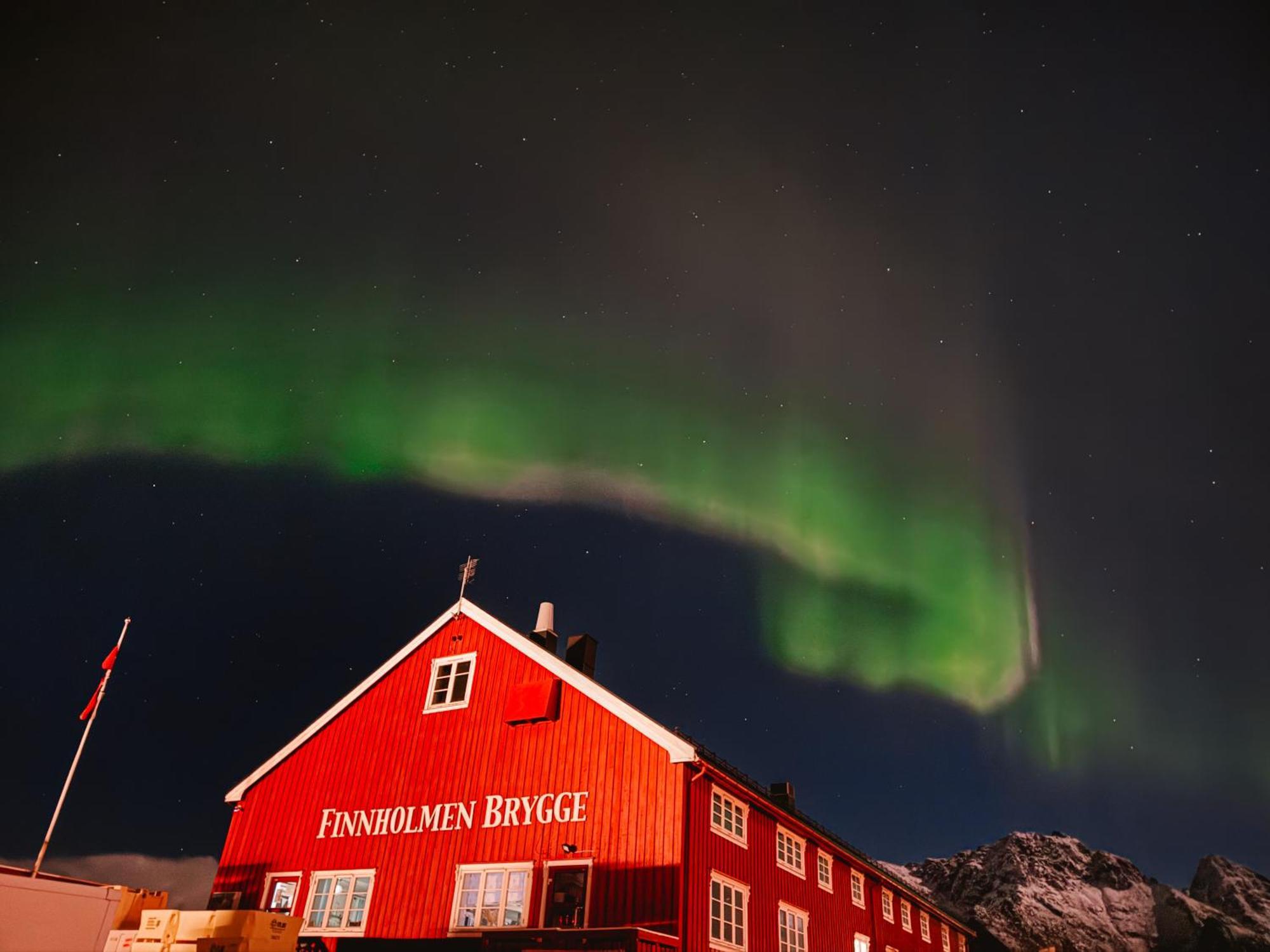 Finnholmen Brygge Henningsvær Exterior foto