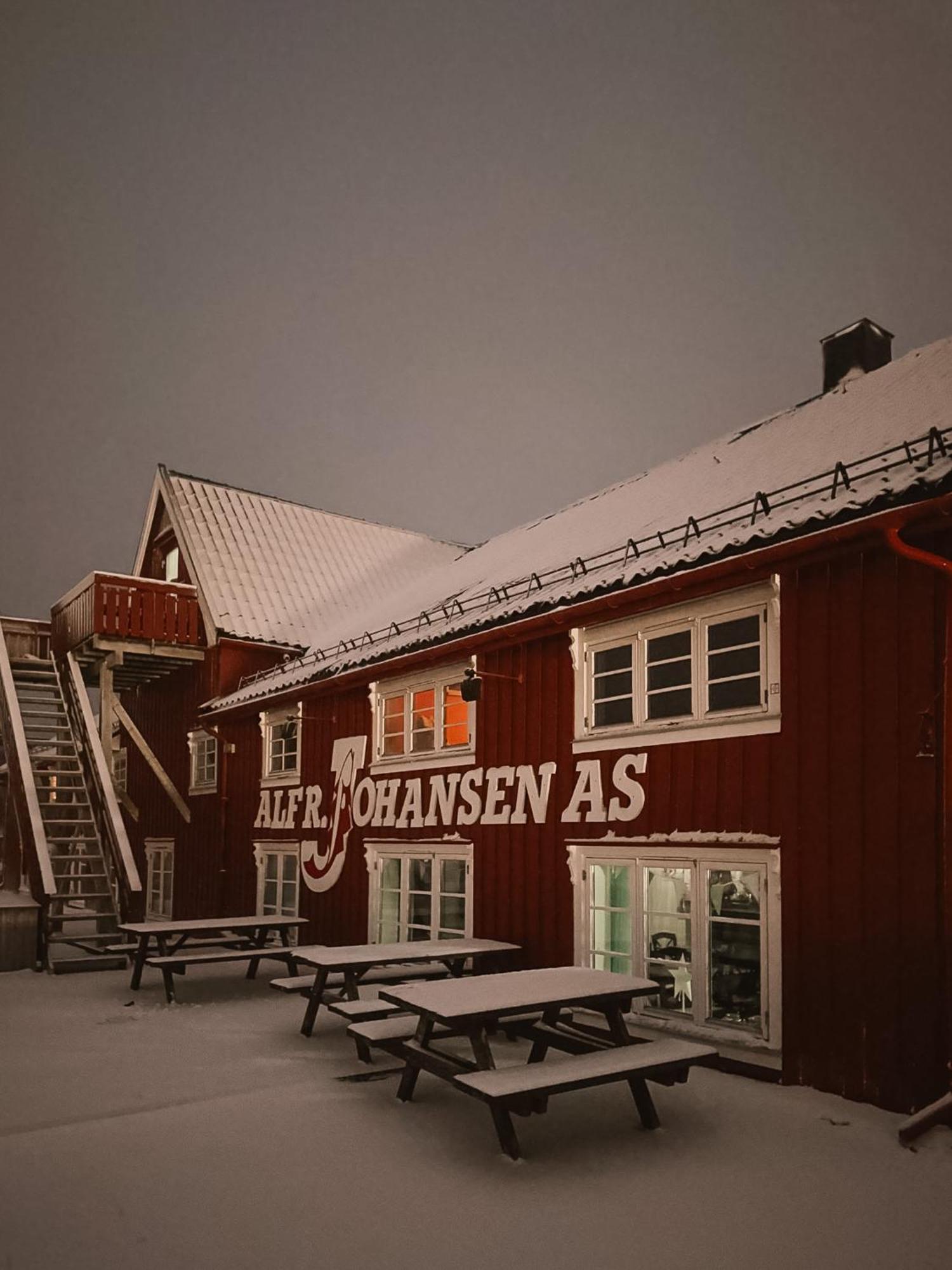 Finnholmen Brygge Henningsvær Exterior foto